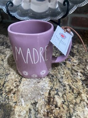 Rae Dunn MADRE 19.5 oz mug with ceramic heart charm - Brand new